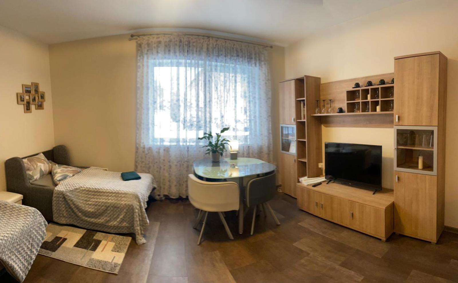 Studio Apartamenti Cēsis Esterno foto